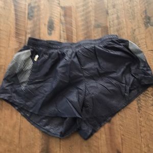 Oiselle hole punch distance shorts